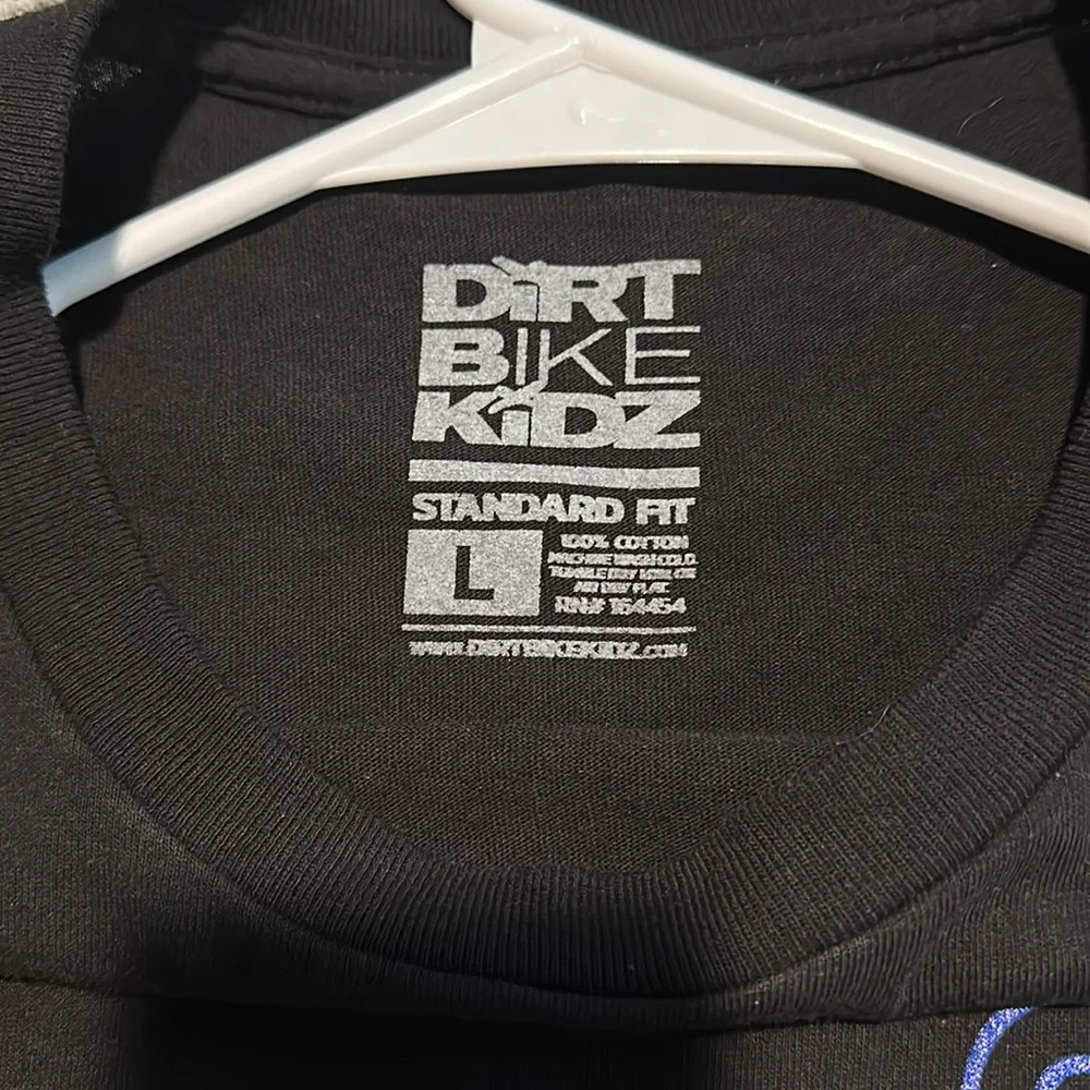 Dirt bike kids tee shirt… worn only a few times. Like new